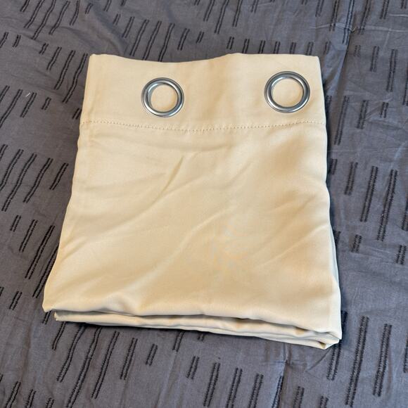 Beige Grommet Curtain Panel Set 52x86 100% Polyester (2 Panels) - Picture 3 of 7